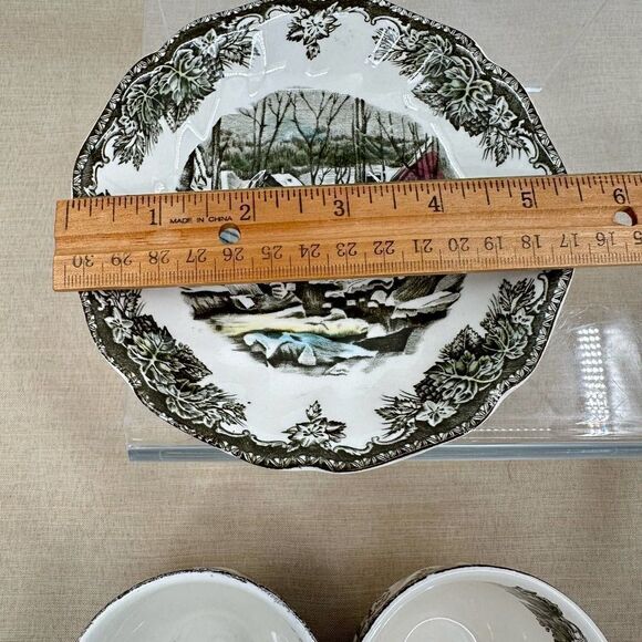 2 Johnson Bros Friendly Village The Icehouse Teacup & Saucers England Vintage - Picture 11 of 11